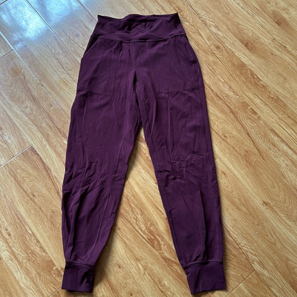 Lululemon Align Jogger Maroon size 4